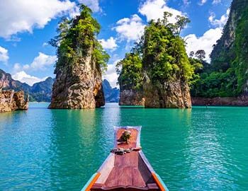 beautiful-mountains-ratchaprapha-dam-khao-sok-national-park-surat-thani-province-thailand